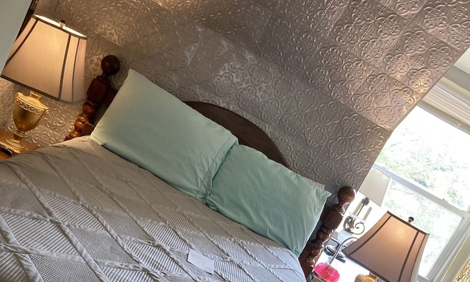 Pittsburgh Apartment | Highland Park Pittsburgh