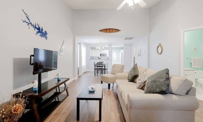 Chapin House | On Lake Time | 2BR | Minutes To Lake Murray