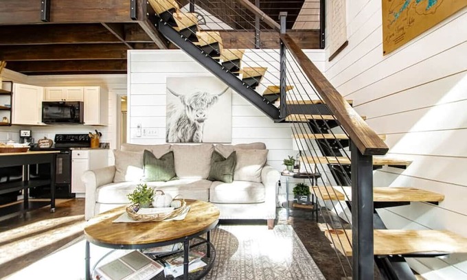 Newnata Cabin | Luxury Lakefront Cabin