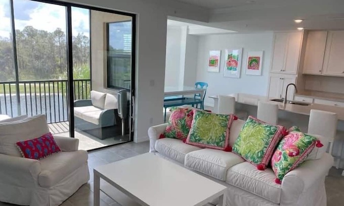 Lakewood Ranch Apartment | 2 Bedroom 740175 by Houzlet