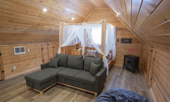 Island Park Apartment | Snake River Guest House