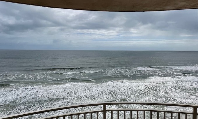 Daytona Beach Condo | Oceanfront Paradise in Daytona Beach Shores