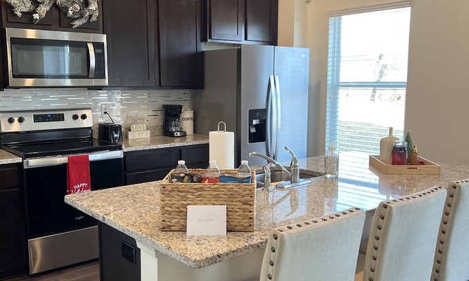 McCalla House | McCalla Modern Oasis. 25 minutes from Tuscaloosa and Birmingham!