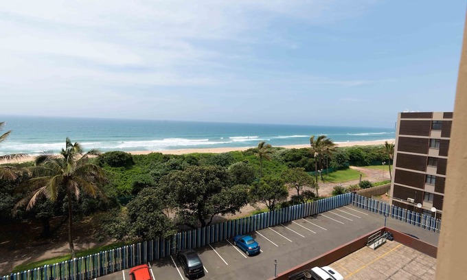 Kingsborough Apartment | Stunning Ocean View Apartment