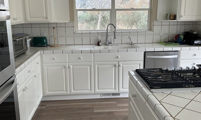 Birds Landing House | Country home located on a 10 acre olive farm in Historic Byron.