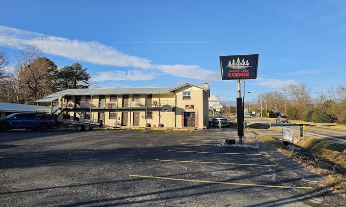 Melbourne Cabin | DenMill Cedar Lodge
