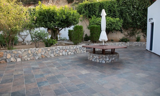 Leros House | Blue Heaven. Enjoy Sun and Magnificent View in a Peaceful Garden.