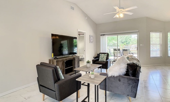 Floral City House | Amazing spacious Ranch! A country pearl.