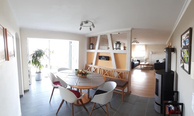 Hayingen Apartment | Apartment 'Städtle-Blick' with Shared Garden, Balcony and Wi-Fi