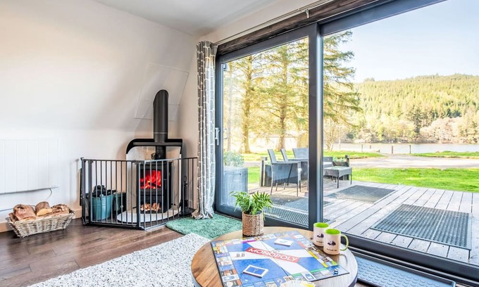 South Laggan House | Wonderful private villa for 6 people with WIFI, terrace and panoramic view