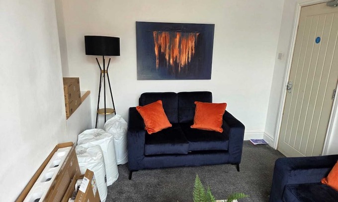 Thorpe Satchville House | Approval City House Leicester 5 Bed 2 Bath Welford Road Stadium