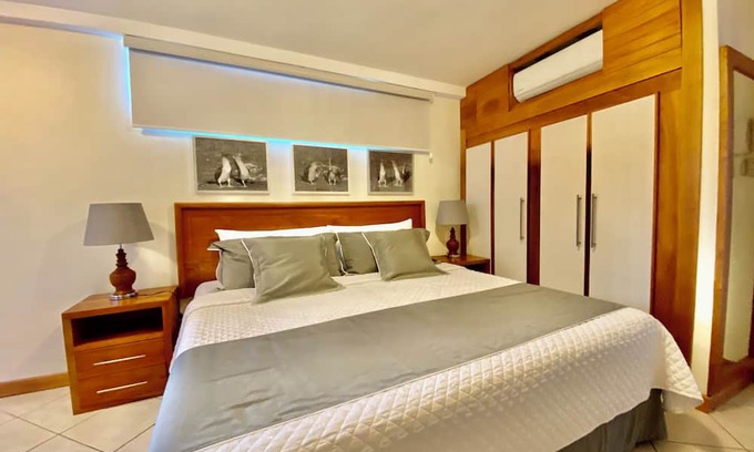 Bahia de la Academia Apartment | One Bedroom with private balcony