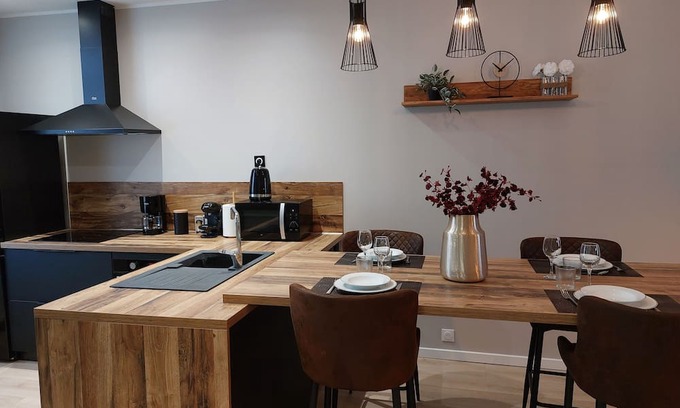 Saint-Amand-les-Eaux Apartment | B As in. Forest walk
