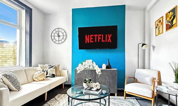 Burnley House | 3-bed home in Burnley, Ideal for Contractors & Getaways w/Free Parking