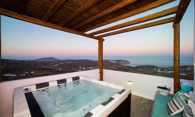 Plintri Apartment | Divine Mykonos Melpomene Suite, 2 BDR, Plunge Pool, Wonderful Sea Views