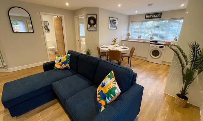 Arbury House | Luxury new-build house nr Science & Business parks