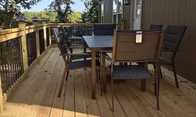La Cygne Cabin | Enjoy our new cabin at Linn Valley Lakes Kansas. Gated community for safety.