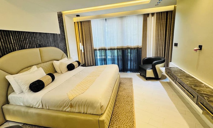 Gisenyi House | SAFE HEAVEN HOMEnAmazing 9-bedroom house with WiFi in Gisenyi