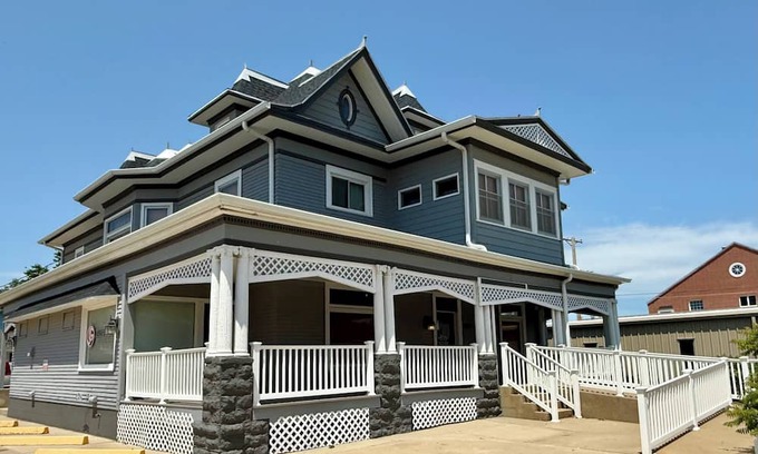 Beatrice House | NEW Listing! HISTORICAL CHARM! 5-bedroom home ready for your retreat!