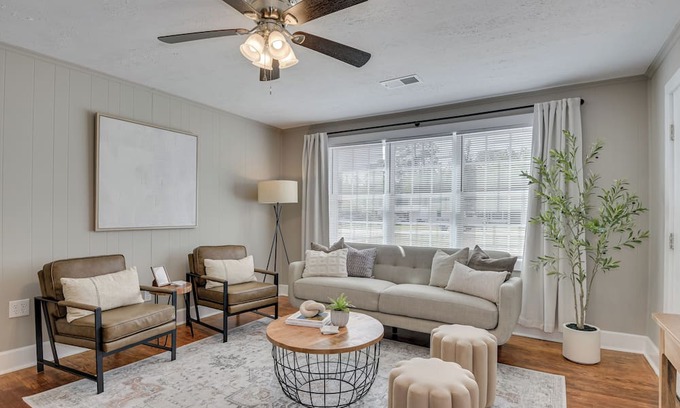 Augusta Cottage | Your Perfect Augusta Basecamp: Relaxing, Full of Charm, and Close to Everything!