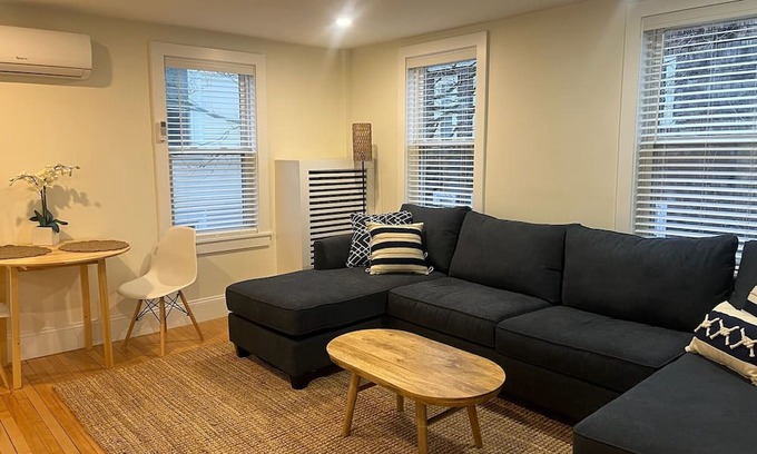 Off Broadway Condo | Charming 1-bedroom condo with WiFi, AC in Newport, Walk to Everything