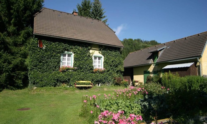 Scheifling House | Holiday Home in Scheifling near Ski Slopes