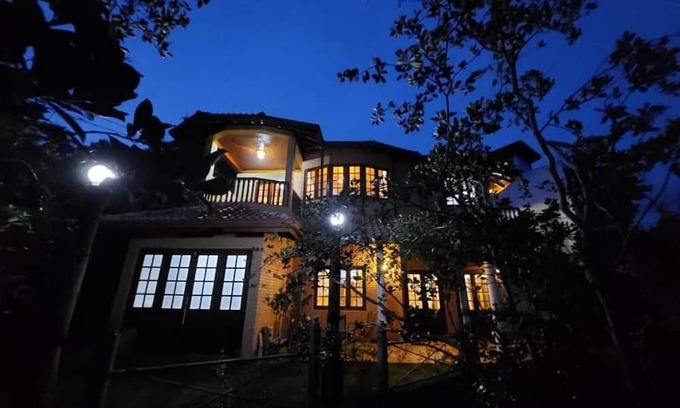 Kandy Bed & Breakfast | Mystique Hideout : Double Room with Balcony