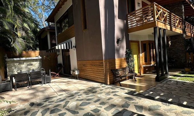 La Vega Province Cabin | 2.5-bedroom cabin in peaceful Jarabacoa with AC, WiFi. Enjoy nature
