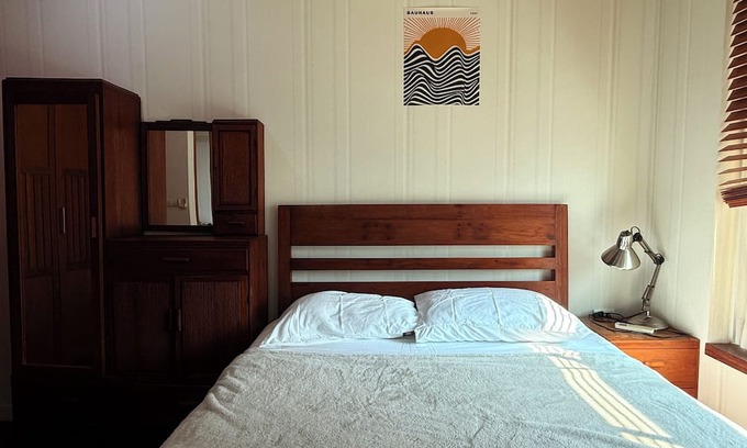 Makkasan Apartment | 1 BR Luxury condo Pool, gym and sauna with fitness room, WiFi