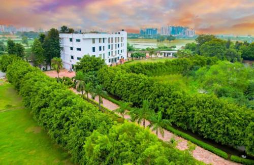Greater Noida Resort | HITE Resort Greater Noida